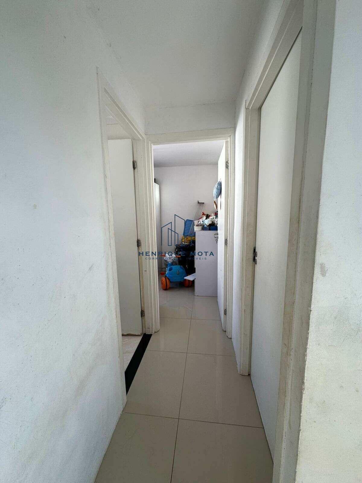 Apartamento à venda com 2 quartos - Caji,Lauro de Freitas