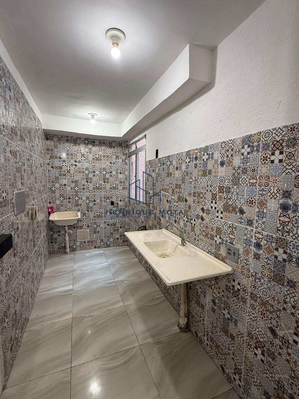  - Apartamento à venda em Lauro de Freitas, Caji, com 2 quartos, 42m²