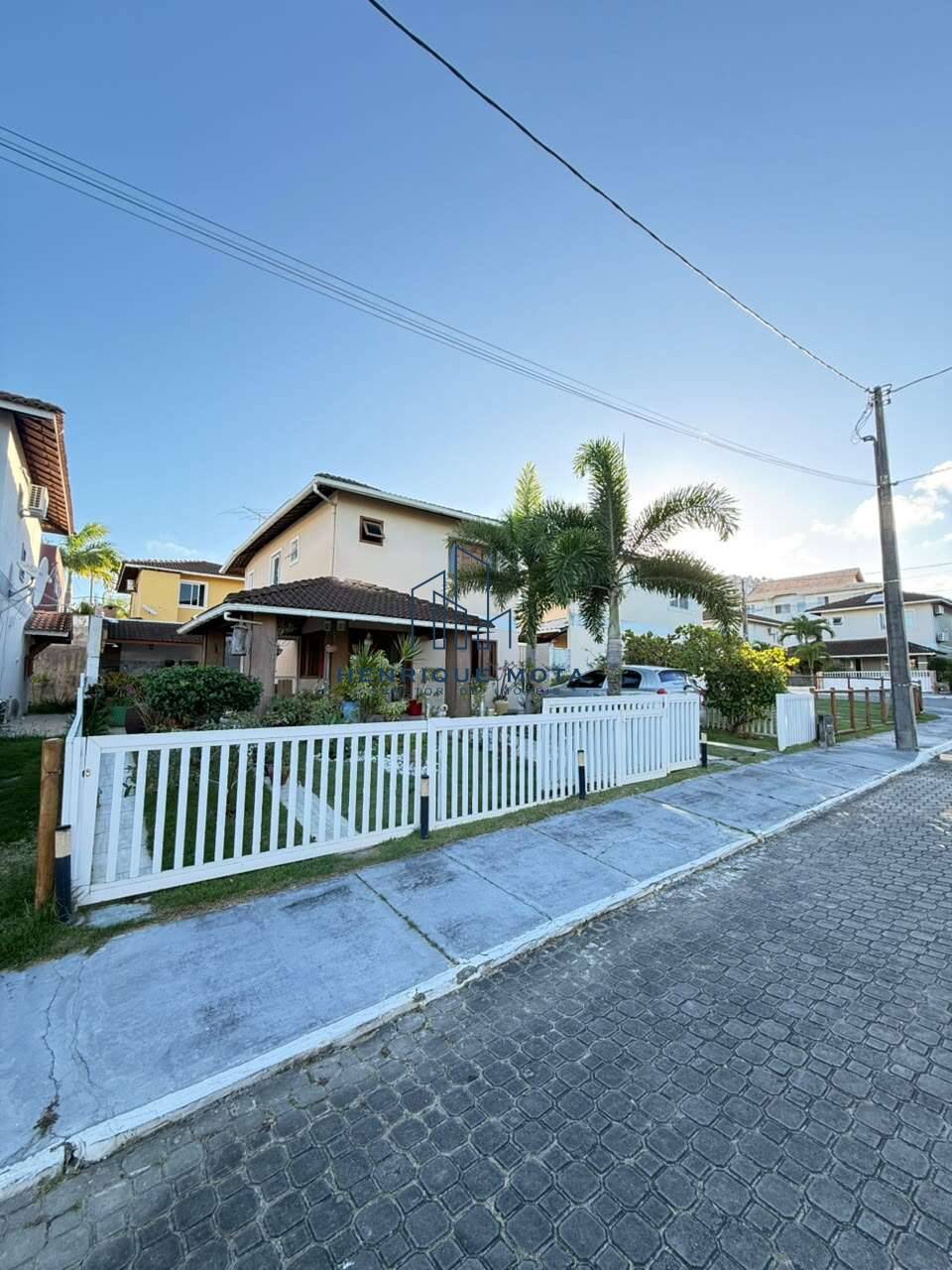 Casa de condomínio à venda com 5 quartos - ,